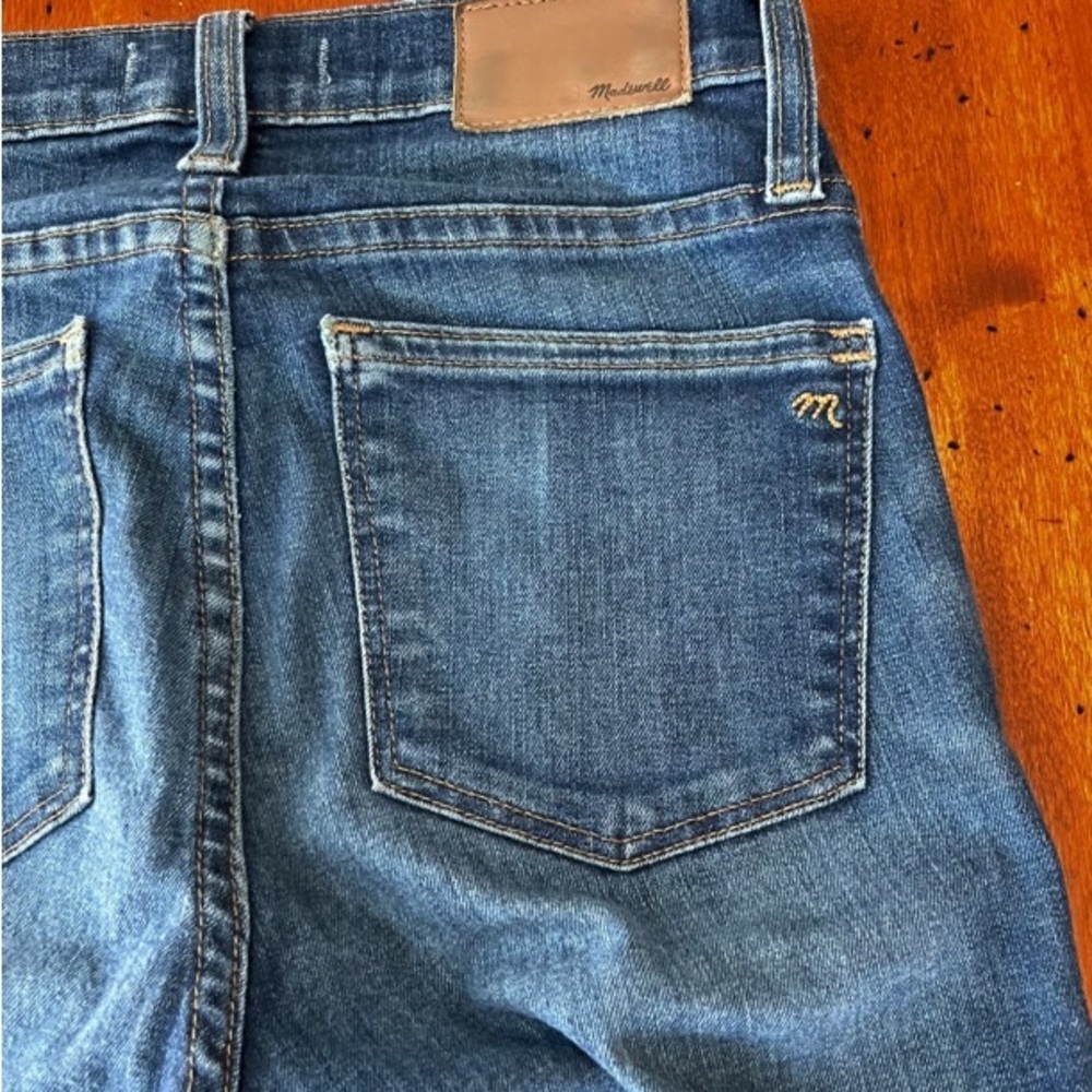 Madewell 9” High Rise Dark Wash Skinny Distressed Jeans - Picture 6 of 7
